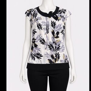 Billie & Blossom top